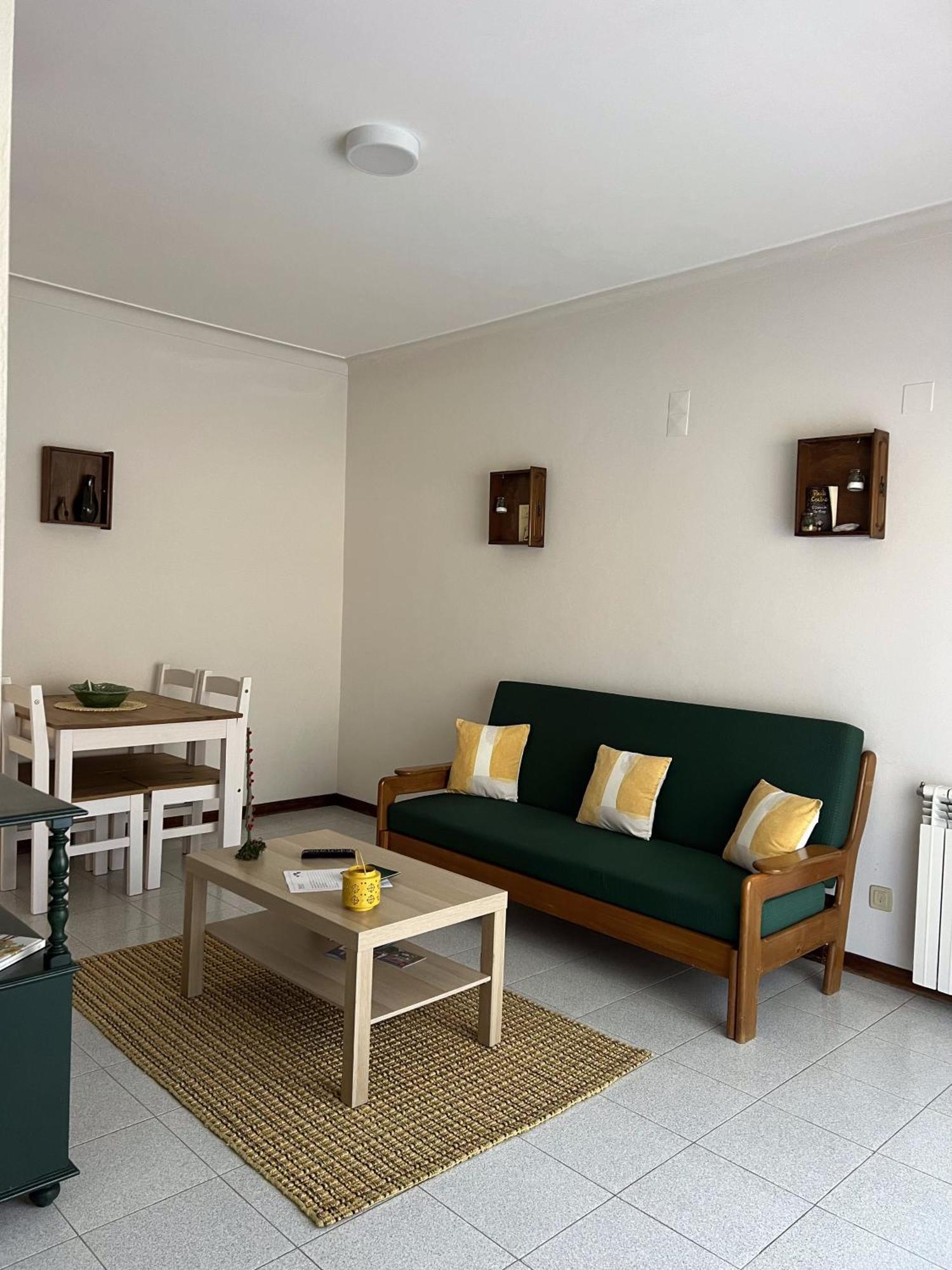 Apartmán Encosta Do Sol Canas de Senhorim Exteriér fotografie